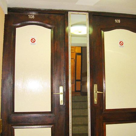 Amfora Rooms Caribrod Dimitrovgrad Exterior foto