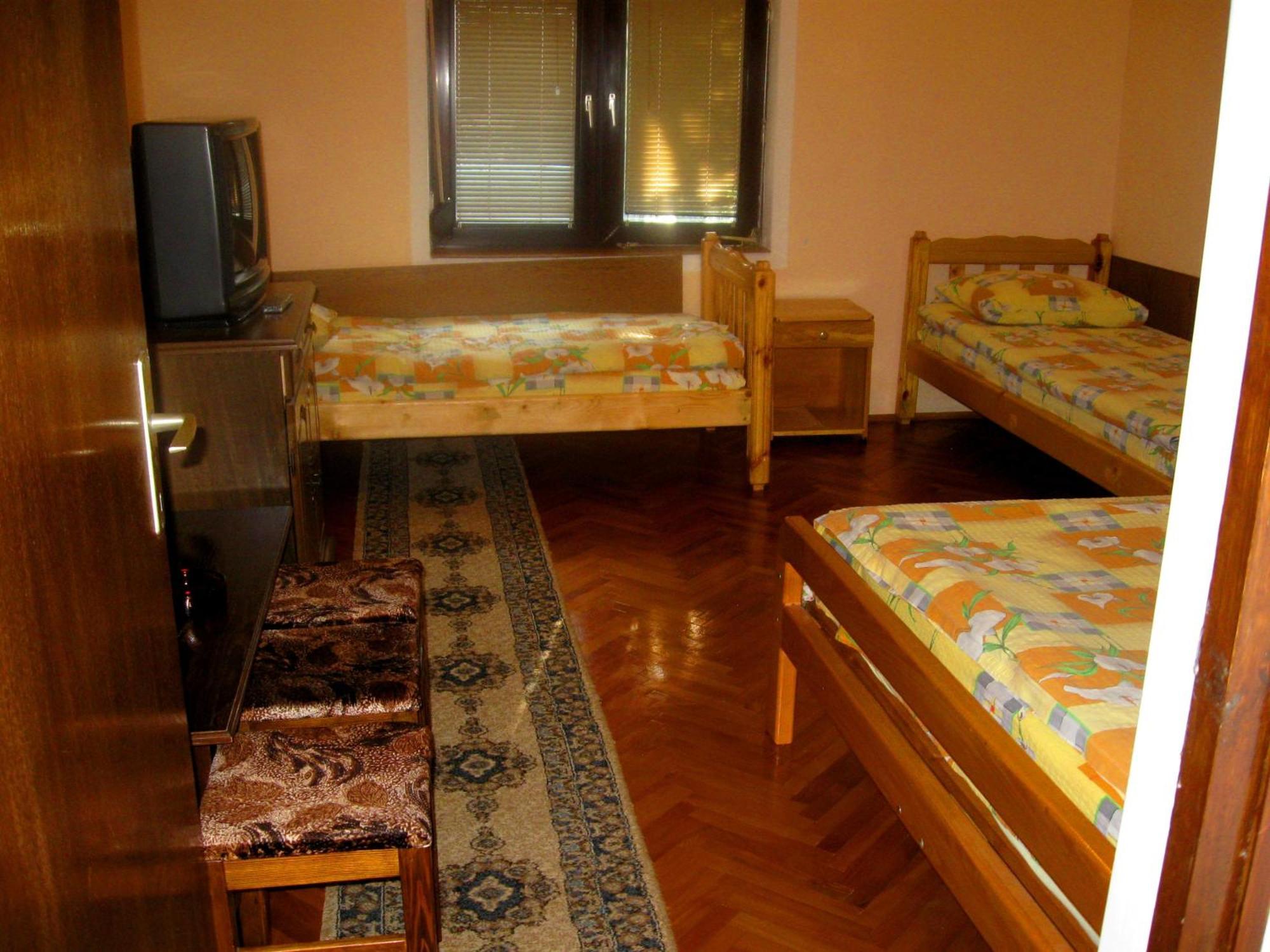 Amfora Rooms Caribrod Dimitrovgrad Zimmer foto